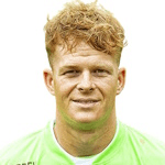 Ronald Koeman jr. schiet Telstar met strafschop naar lijfsbehoud in Vissersderby