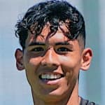 Quintero verlaat voortijdig veld bij Medellín door spierblessure